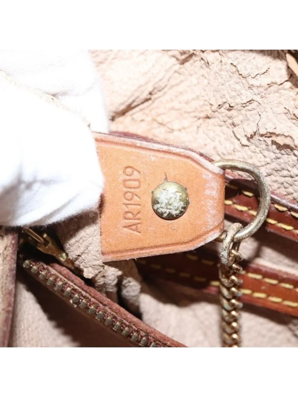 Authentic LOUIS VUITTON Monogram Bucket PM Shoulder Bag M42238 LV